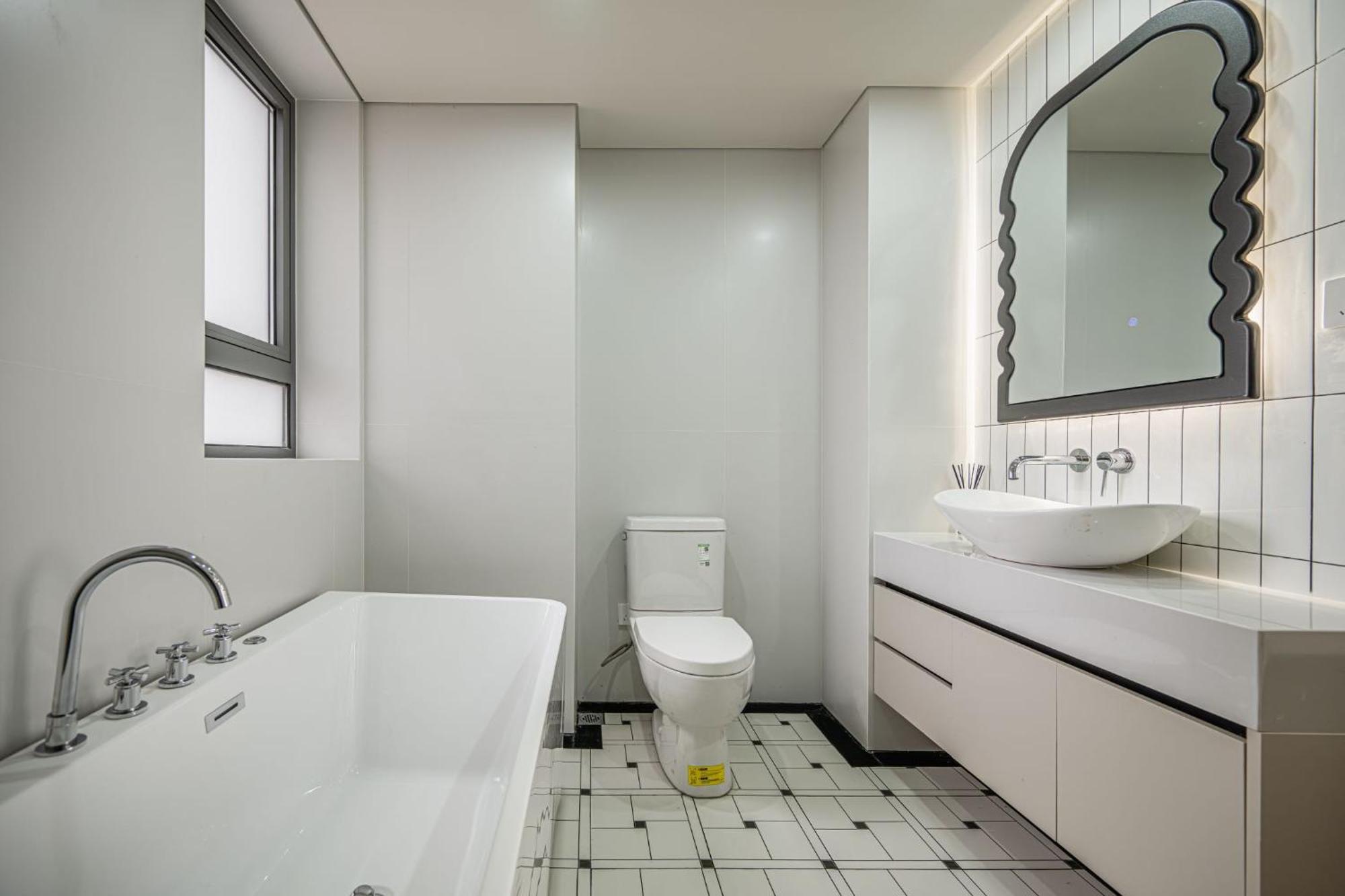 Apartemen Eastern Hub - Bund Branch Premium 3-bedroom With Bund View